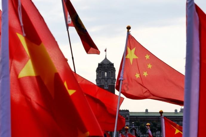 烟台黄渤海新区颁发百余辆别克汽车奖励区内高质量发展优秀企业